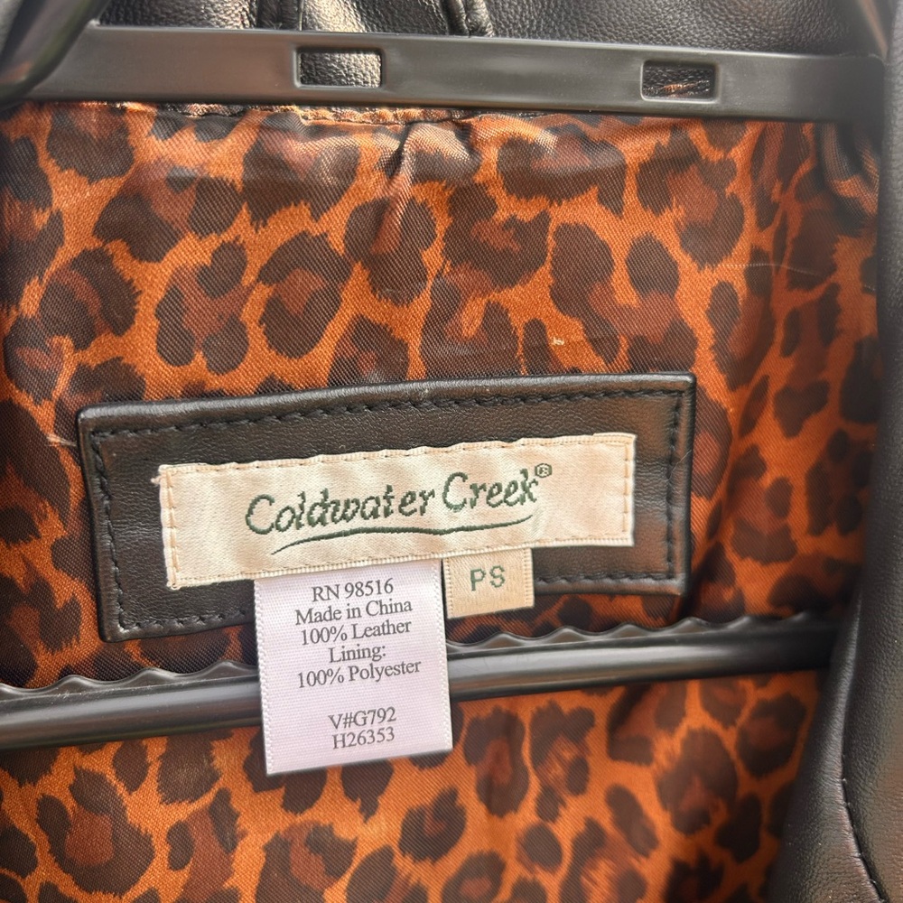 Soft Genuine Leather Jacket with Leopard-print Lining - Picture 9 of 16